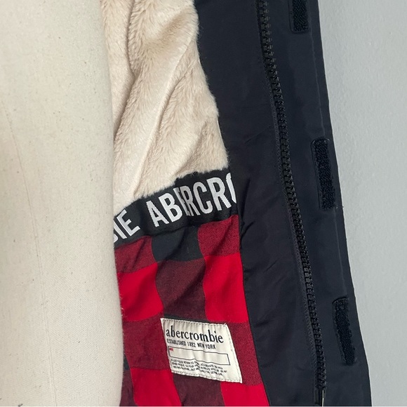 Abercrombie Kids Ultimate Parka - Picture 6 of 8